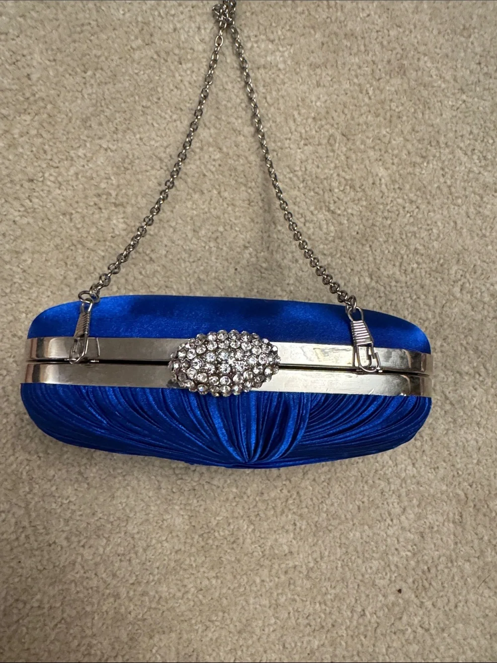 N/A elegant royal